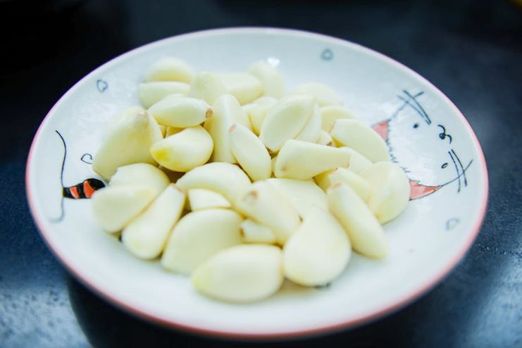 Garlic for Sore Throat