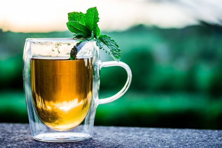 Peppermint Tea for Sore Throat