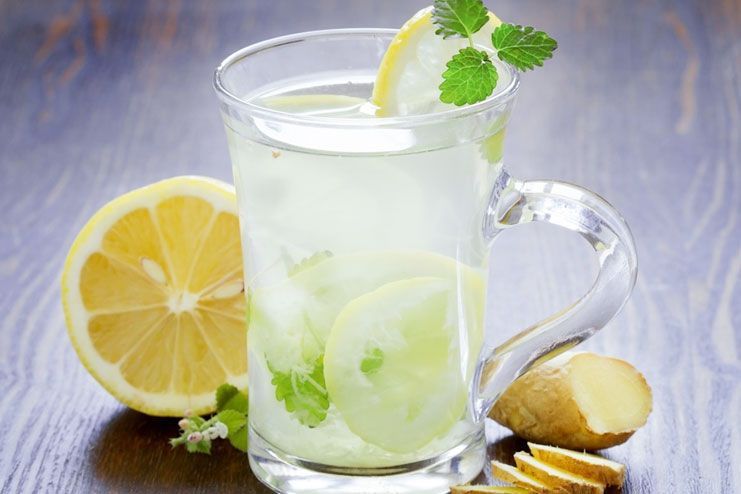 Lemon and ginger water