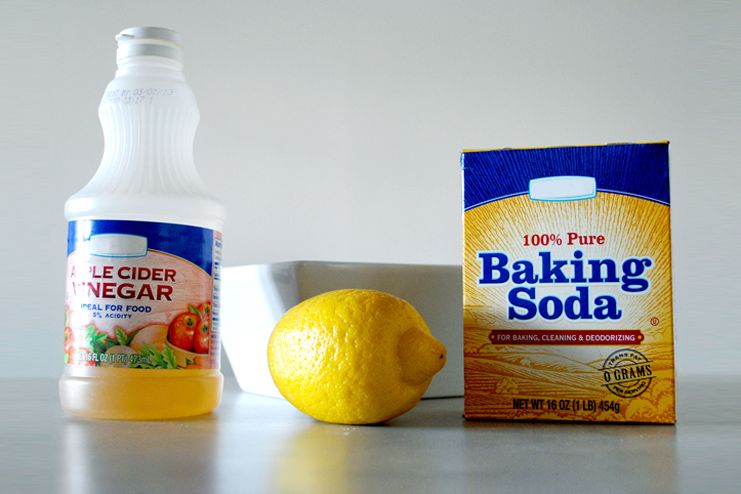 Apple Cider Vinegar and Baking Soda for Sore Throat