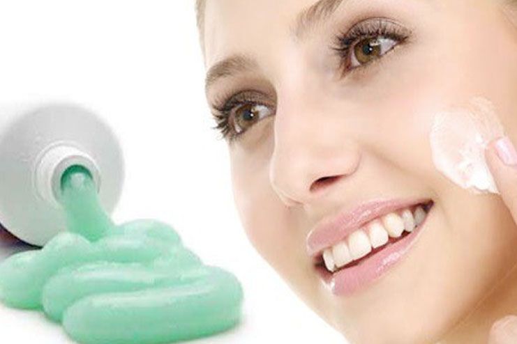 using toothpaste for acne