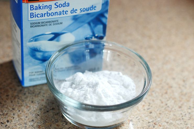 Baking Soda Rinse for Dry Mouth