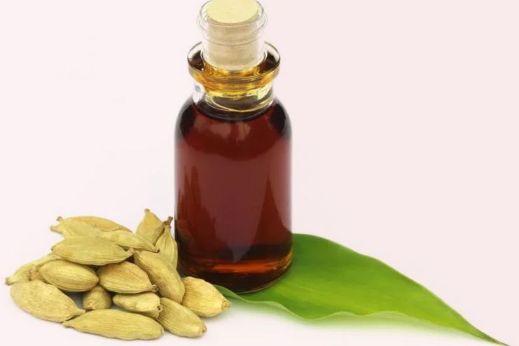 Cardamom essential oil