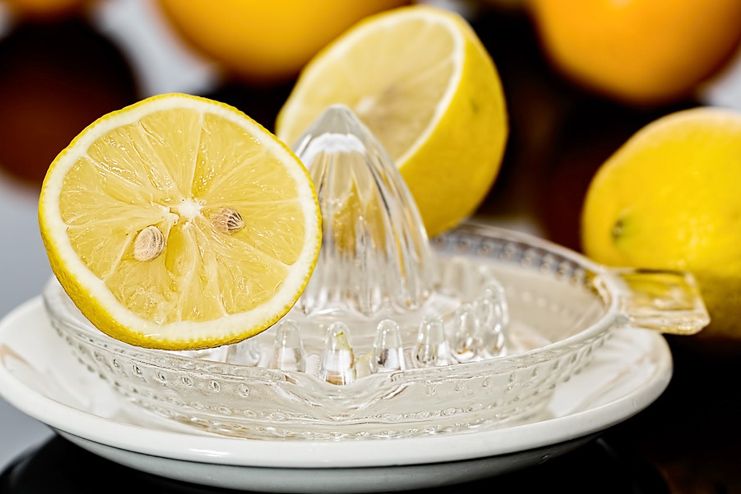 Lemon Juice for Natural Abortion