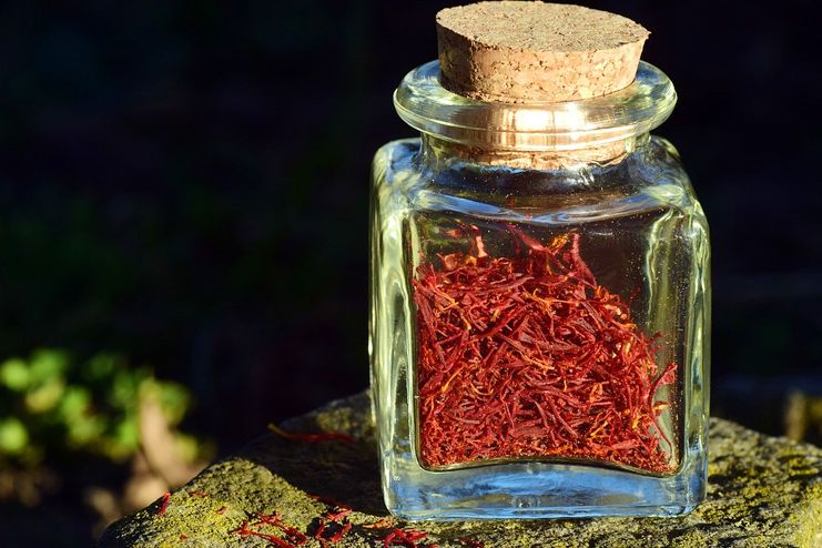 Saffron extract to suppress appetite