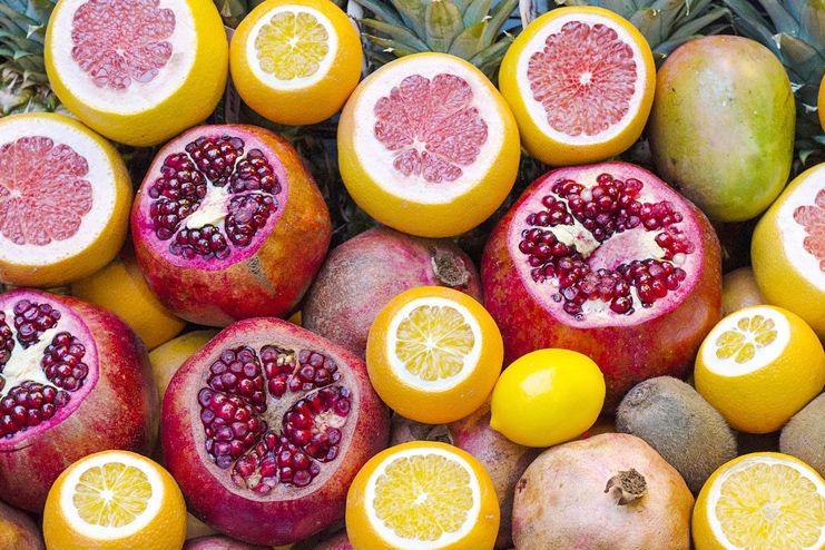 Pomegranate benefits because of Vitamin C concentration