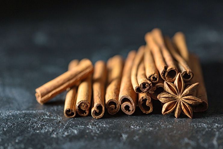 Cinnamon with warfarin