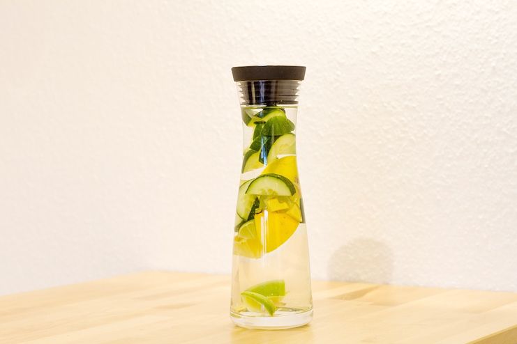 How to Make Flat Tummy Water