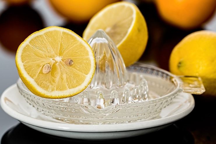 Lemon Juice for Age Spots on Face