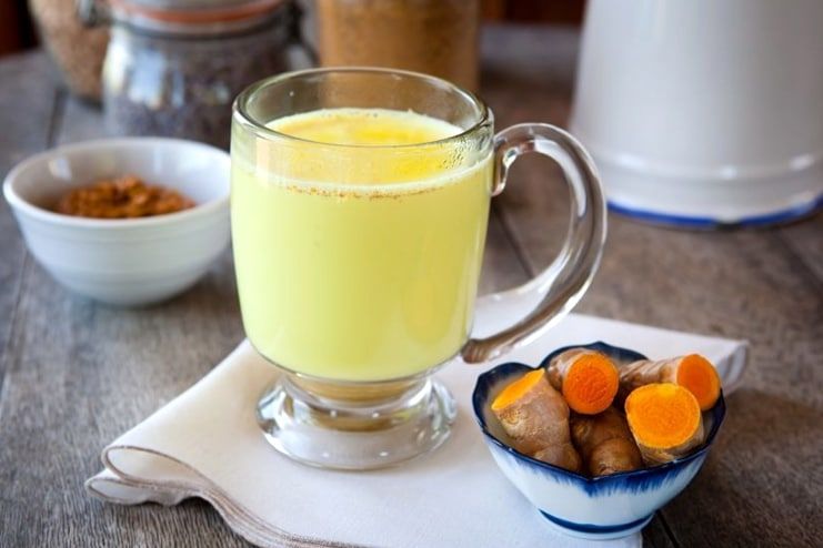 Turmeric Milk for Early Periods
