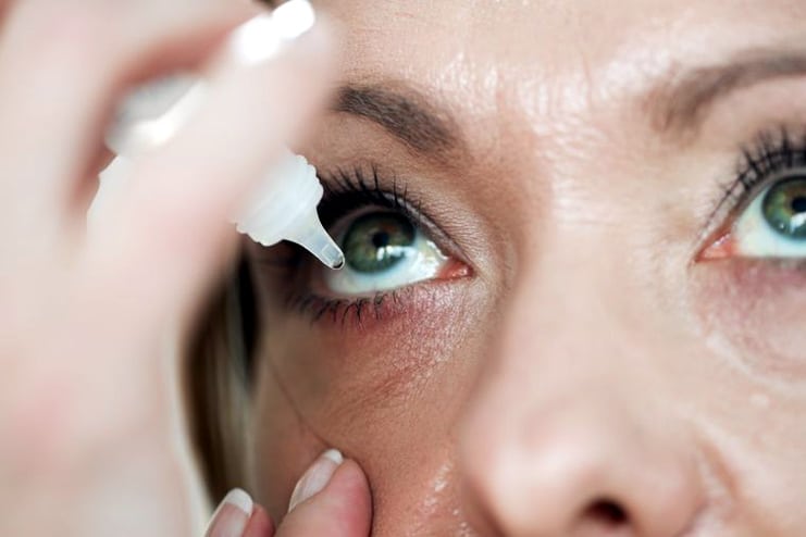 Common Symptoms of Dry Eyes
