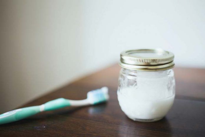 Homemade Toothpaste Preparation