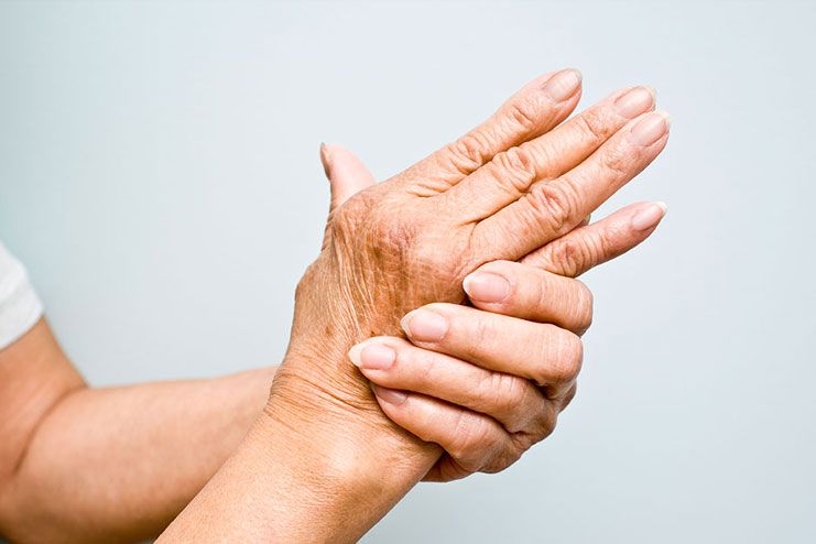 Most Effective Home Remedies To Deal With Rheumatoid Arthritis