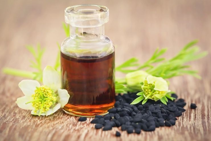14 Black Seed Oil Benefits Most People Don’t Know About