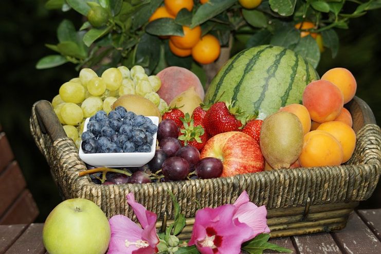 25 Fruits For Diabetics That Won’t Cause a SUGAR RUSH!!