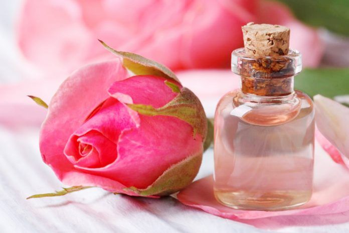 rose water benefits for skin