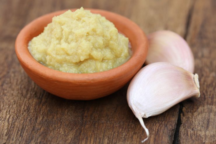 Garlic Paste Application