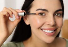 8 Easy Ways To Use Castor Oil For Growing Eyelashes 8 Easy Ways To Use Castor Oil