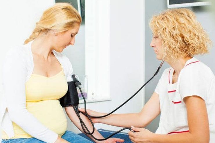 Signs and Symptoms of High Blood Pressure During Pregnancy