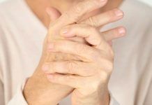 How To Treat A Jammed Finger? Everything You Need To Know How to treat a jammed finger