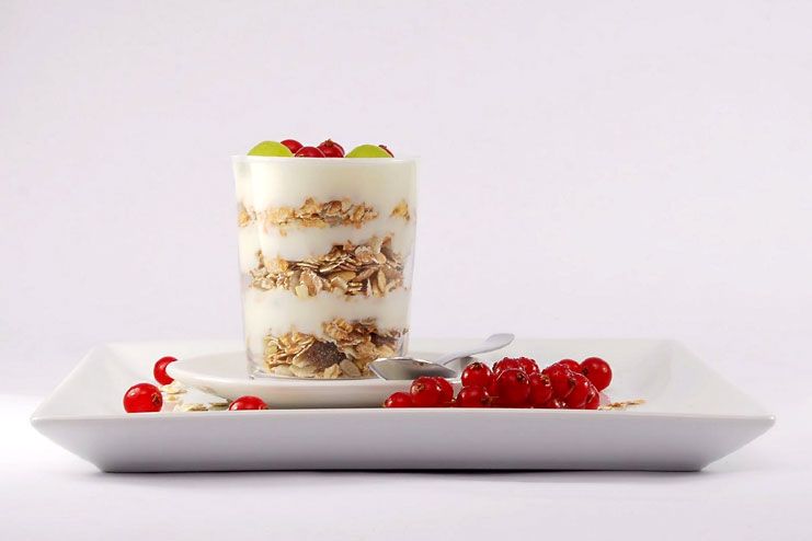 Greek yogurt with granola and berries