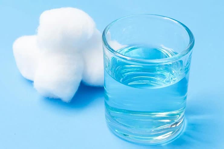 Teeth Whitening - Hydrogen peroxide rinse