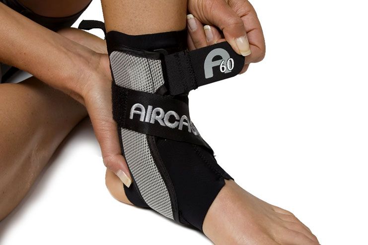 Aircast A60 Ankle Brace