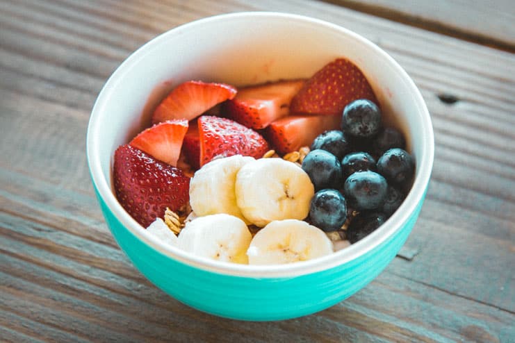 Yogurt and fresh fruits