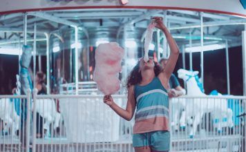 20 Habits That Wreck Your Teeth – Know What You Are Doing Wrong! 20 Habits That Wreck Your Teeth Know What You Are Doing Wrong