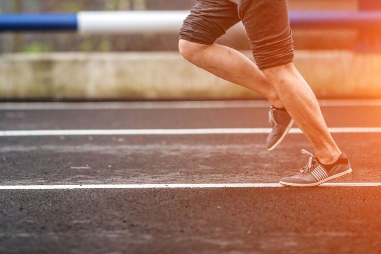 How to Breathe During Long Runs vs. Sprints
