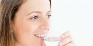 Alkaline Water vs. Regular Water: Does pH Make a Difference to Your Health? Alkaline Water vs Regular Water