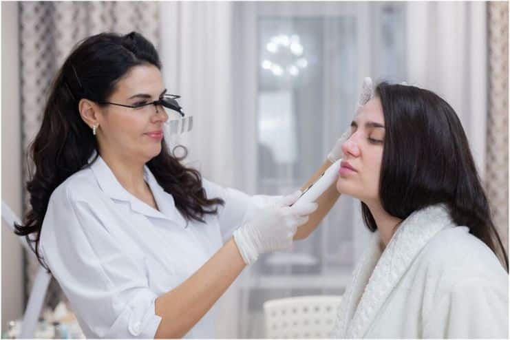 When to Consult a Dermatologist