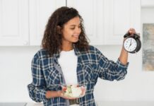 Listen to Your Body: Knowing When Hunger Is a Sign to Break the Fast How to Handle Hunger Pangs