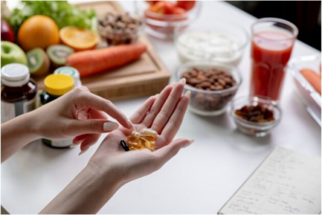 The Best Supplements to Take While Fasting (And What to Avoid)