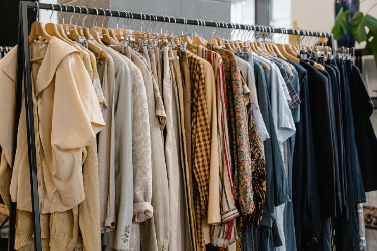 Loose Apparel