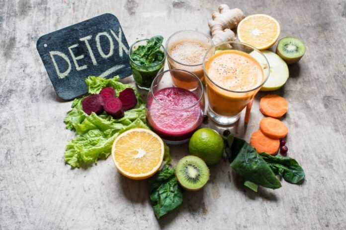4 Morning Detox Drinks You Can Make in 2 Minutes or Less