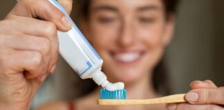 Fluoride vs. Hydroxyapatite – Which Toothpaste Is Better? Fluoride vs Hydroxyapatite