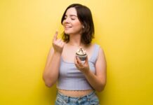How Your Gut Bacteria Affects Your Food Cravings (And How to Hack It) Gut Bacteria and Food Cravings