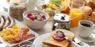 8 Breakfast Mistakes That Could Be Slowing Your Metabolism 8 Breakfast Mistakes That Could Be Slowing