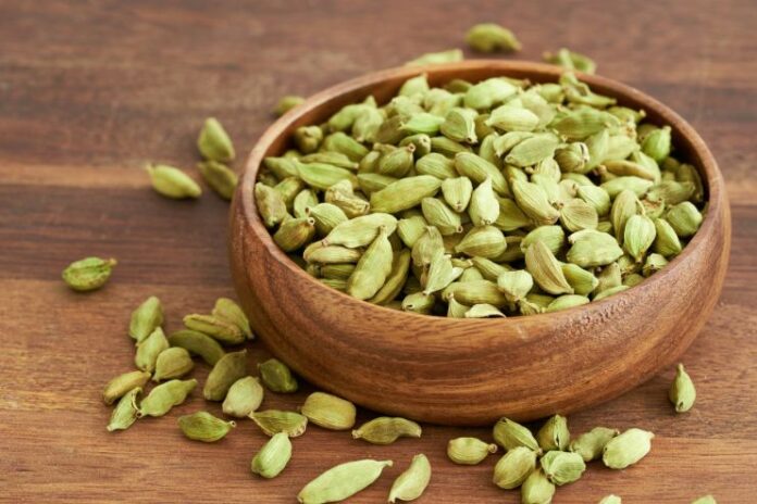 Cardamom for bloating
