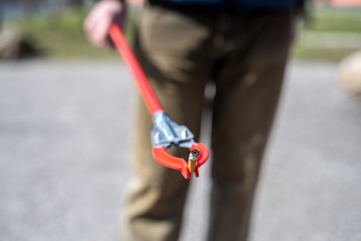 Long-Handled Reacher Grabber