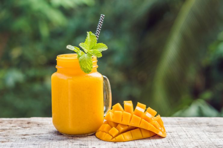 Mint Mango Smoothie