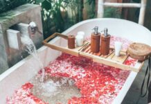 The Best and Worst Things to Add to Your Bath-According to Experts The Best and Worst Things to Add to Your Bath