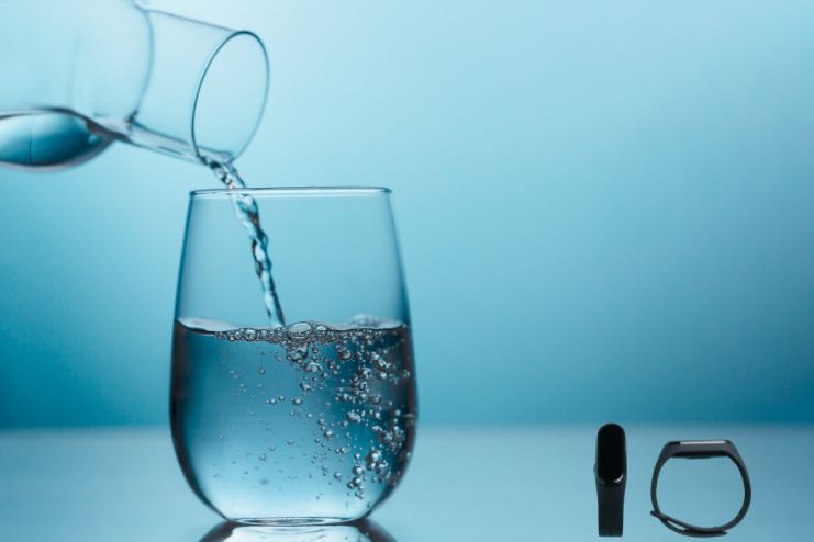What are Smart Hydration Trackers