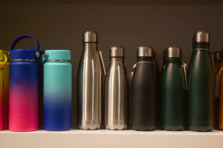 What to Look for When Buying a Hydration Tracker