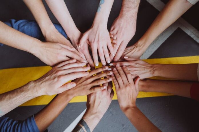 Finger Shape and Nail Clues