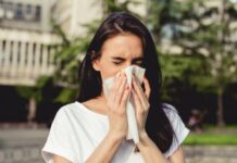 Sneezing and Sniffling? How to Know If It’s a Cold or Allergies Sneezing and Sniffling