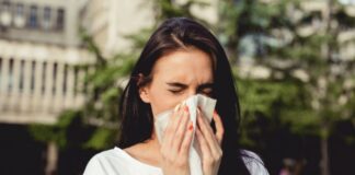 Sneezing and Sniffling? How to Know If It’s a Cold or Allergies Sneezing and Sniffling