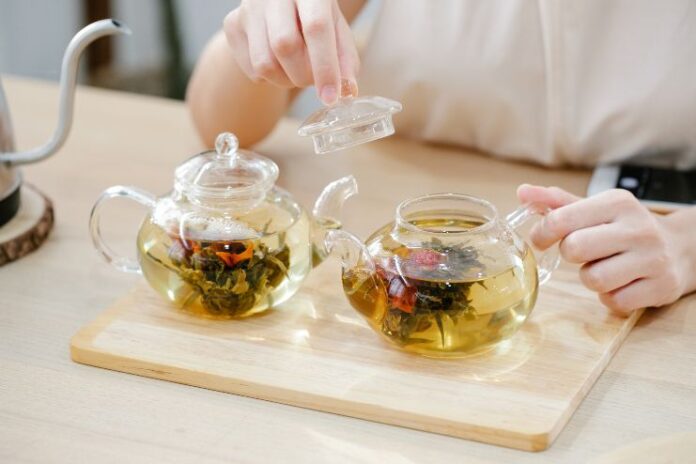 The Ultimate Detox Tea Guide