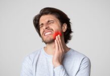 Is Jaw Pain a Sign of a Heart Attack? Left Side vs. Right Side Explained Is Jaw Pain a Sign of a Heart Attack